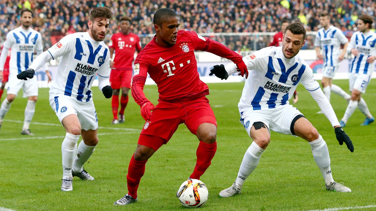 Boateng sent off as Bayern lose to Karlsruhe in warmup game
